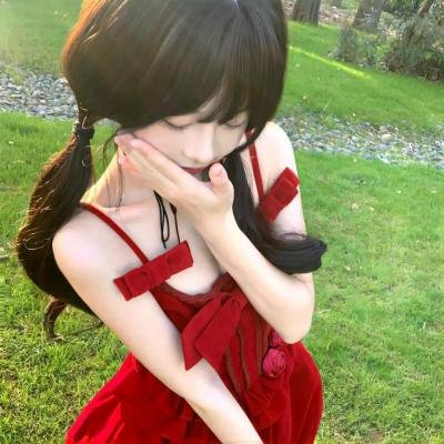 踏浪女人